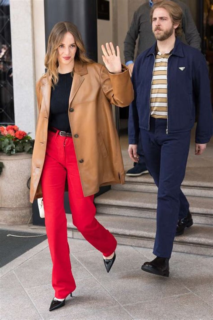 Who is Maya Yoshida Dating Now?