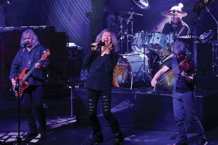 Who is Phil Ehart Dating Now?