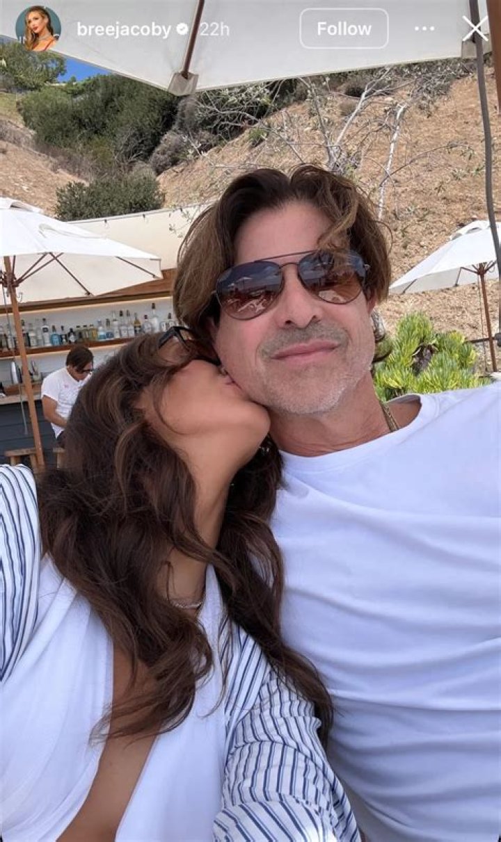 Who is Roger Binny Dating Now?