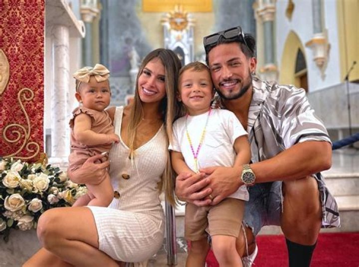 Who is Rosmeri Marval Dating Now?