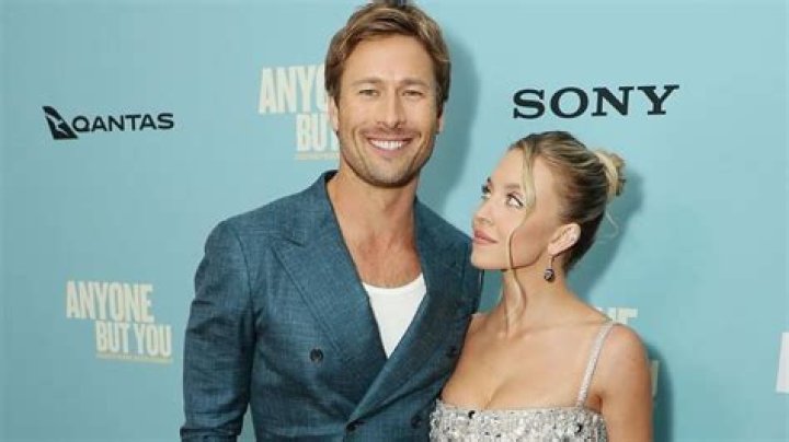 Who is Sydney Leroux Dating Now