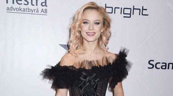 Zara Larsson Height, Weight, Age, Spouse, Family, Facts, Biography